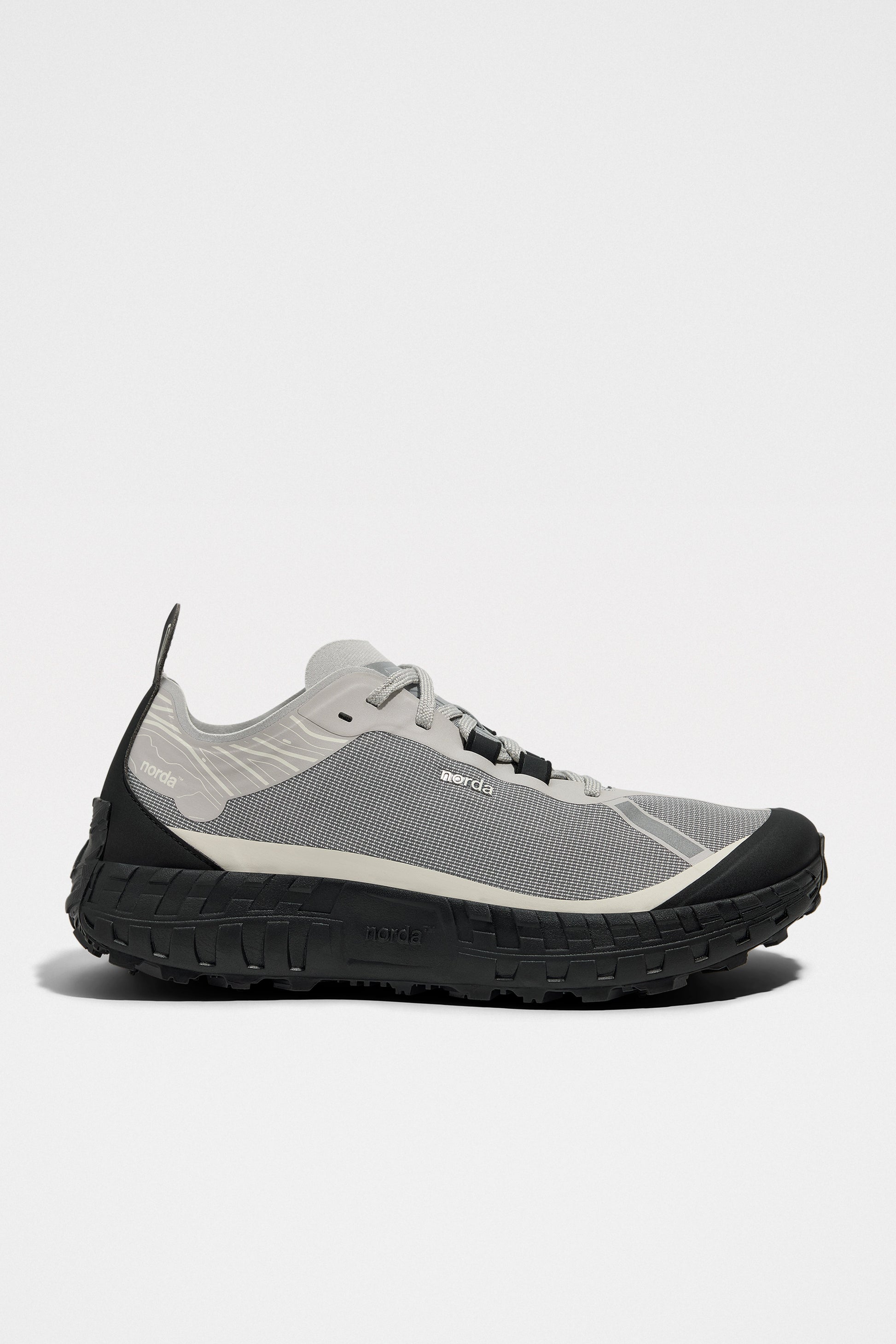 Norda 001A M Pewter