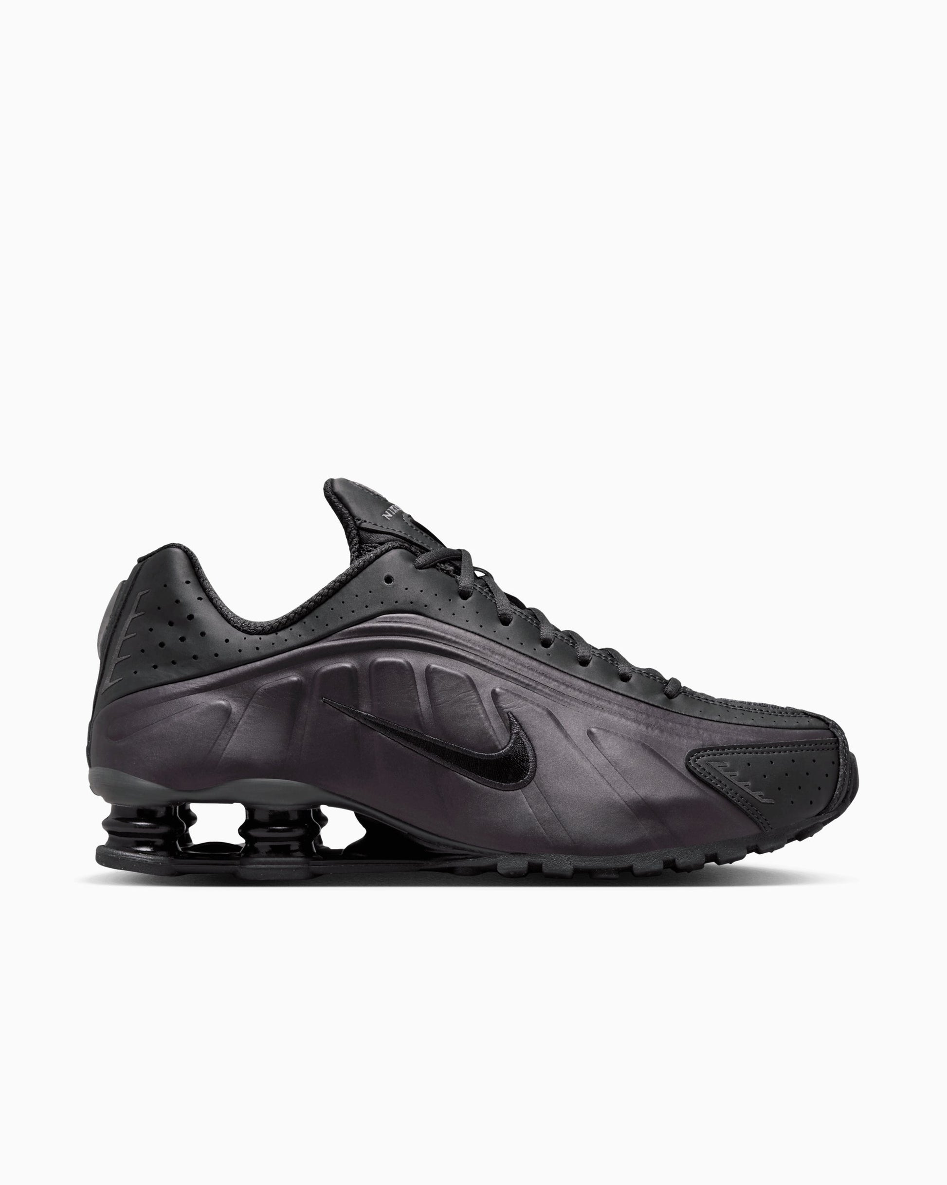 Nike Shox R4