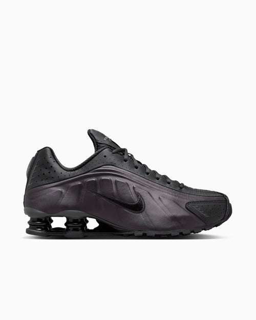 Nike Shox R4